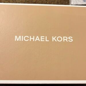 Michael Kors Jet Set Travel Medium logo Crossbody Bag